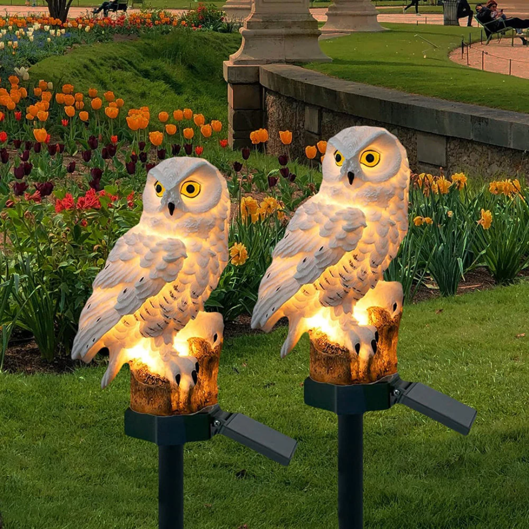 Solar-powered owl-shaped garden pathway light, photo 2 of 5