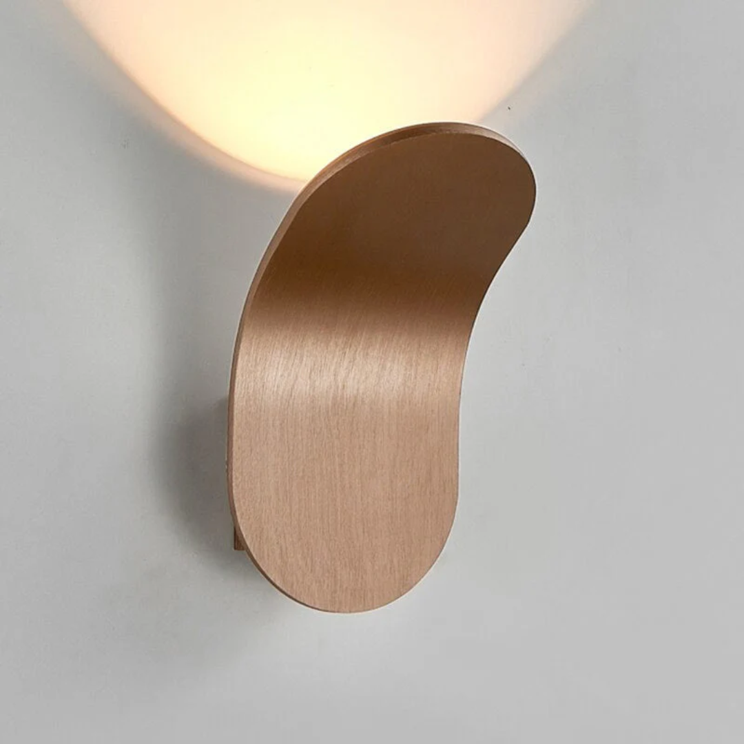 Minimalist Nordic wall lamp in black, white, and gold, photo 5 of 7