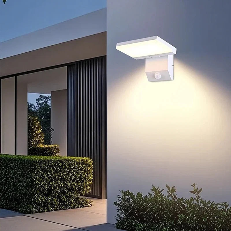 Foldable waterproof outdoor wall light in black and white, photo 1 of 5