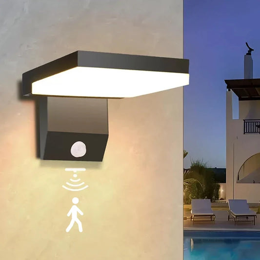 Foldable waterproof outdoor wall light in black and white, photo 2 of 5